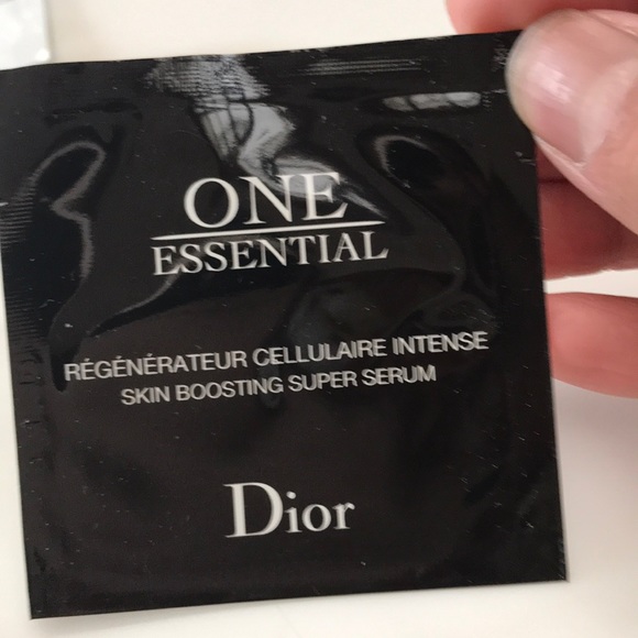 NIP Dior skin samples - Picture 2 of 8
